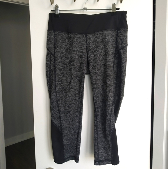 Grey and black yoga pants - Picture 1 of 4